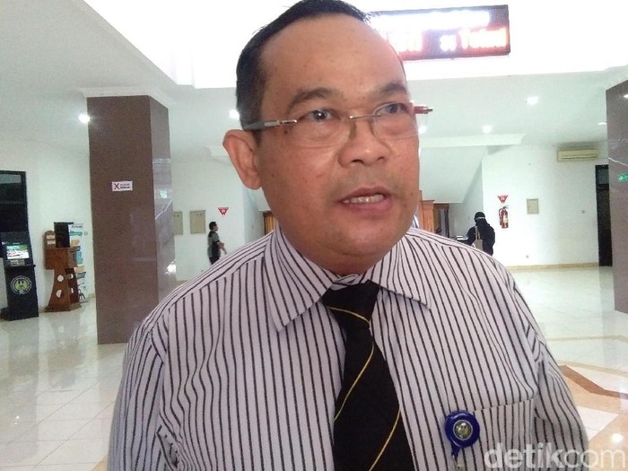 Rektor UNY, Prof Dr Sutrisna Wibawa, (27/3/2019)