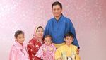 Foto: Cantiknya Turis Berkimono Jilbab di Jepang