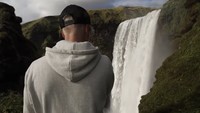 Lokasi syuting video klip Justin Bieber berjudul Ill Show You bertempat di kawasan cagar alam Fjaðrárgljúfur atau Fjadrargljufur, di Islandia (Youtube/Justin Bieber)