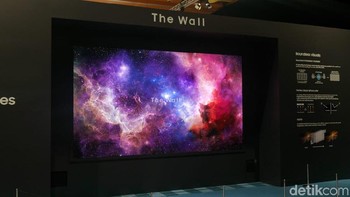The Wall, salah satu televisi modular dengan ukuran layar jumbo sebesar 146 inchi dihargai Rp 5 miliar. (Foto: detikINET/Josina)