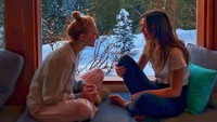 Sophie menceritakan pengalaman seksualnya baik dengan pria dan wanita. Dok. Instagram/sophiet