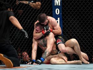 Khabib Nurmagomedov Mau Makan Conor McGregor!
