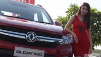 Mobil ini tidak hanya akan memburu konsumen penyuka mobil SUV medium seperti Rush dan Terios tapi juga akan merayu para pengguna MPV seperti Avanza cs.
