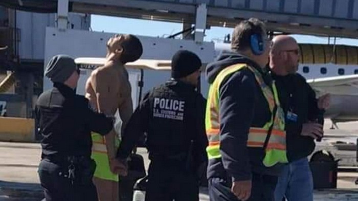 Bikin Heboh Amerika, Penumpang Pria Bugil di Landasan Pacu Pesawat