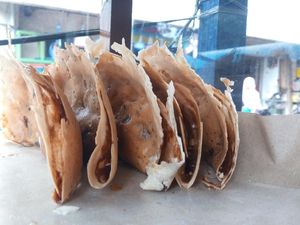 Menjajaki Kue Leker di Medan, Jajanan Legendaris Turun-temurun