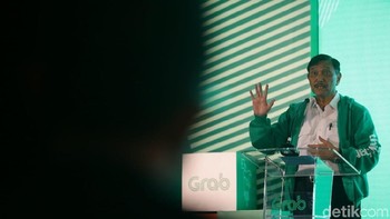 Menko Bidang Kemaritiman Luhut Binsar Pandjaitan dan jajarannya menjadi salah satu perwakilan pemerintah yang ikut membina para peserta start up dalam acara Thinkubator yang berlangsung di Mal Kota Kasablanka, Kamis (28/3/2019).
