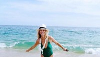 Menikmati cantiknya pantai di Wedge, California. (janetgunngratefulgardenia/Instagram)