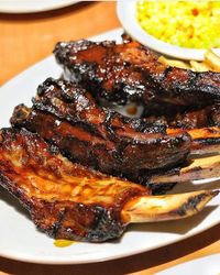 Habis Gajian Enaknya Makan Roasted Ribs Maknyus di Sini