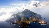 Peringkat 6 diisi oleh Bandara Juancho E Yrausquin di Pulau Saba, dekat Karibia. Pulau kecil yang terlihat jelas saat pesawat mendarat membuat penumpang berdecak kagum (Google Maps/Verde Speranza)