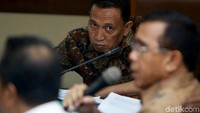 Ketum KONI Tono Suratman hadir menjadi saksi dalam sidang tersebut.