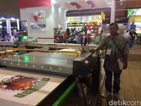 Mesin Made In China Ini Bisa Ngeprint 700 Baju/Jam