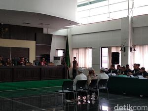 Video Korban Penganiayaan Disoraki Pendukung Habib Bahar