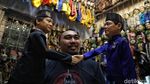 Potret Penjaga Seni Budaya Wayang di Jakarta
