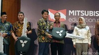 Untuk diketahui, sejak pertama kali dilaksanakan pada tahun 2014, Mitsubishi Motors di Indonesia mengklaim telah bekerja sama dengan 33 SMK yang tersebar di seluruh Indonesia, dengan mendonasikan 29 unit kendaraan Mitsubishi dan pelatihan kepada 495 orang siswa SMK.