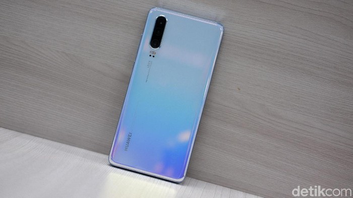 Huawei P30. Foto: Adi Fida Rahman/detikINET Huawei P30. Foto: Adi Fida Rahman/detikINET