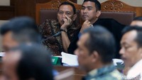 Pemberian suap ditujukan untuk mempercepat proses pencairan dana hibah yang diajukan KONI ke Kemenpora.