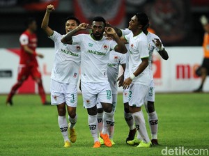 Gol Tangan Patrich Wanggai Bikin Persija Sakit Hati