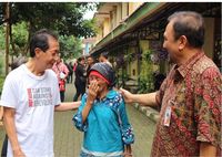 Bahagianya Nek Cumi Dapat Perhatian dari Kuku Bima Energi Sido Muncul
