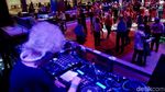 Nenek 80 Tahun Ini DJ Tertua di Polandia Lho
