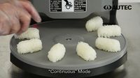 Keren! Dalam 1 Jam Robot Ini Bisa Bikin Ratusan Sushi dan Ribuan Bola Nasi