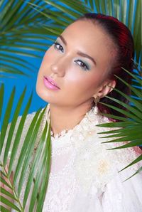 Nadine Chandrawinata jadi model untuk kampanye pameran di Indonesia Fashion Week 2019