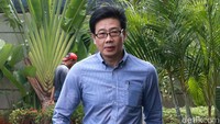Sebelumnya, KPK menetapkan Samin Tan sebagai tersangka karena diduga memberi suap senilai Rp 5 miliar kepada Eni Saragih.