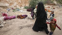 Warga Indonesia yang ditemui Afshin baru keluar dari Baghuz, namun ia mengatakan banyak pengungsi yang telah bertahun-tahun di kamp itu. REUTERS/Issam Abdallah.