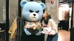 Ekspresi Lucu Lisa BLACKPINK saat Diberi Kejutan di Hari Ulang Tahunnya