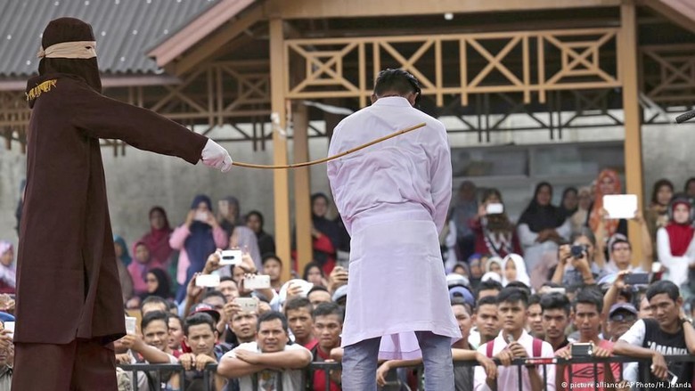 Hukum Syariah Brunei Darussalam Cakup Vonis Mati bagi Homoseksual Hukum Syariah Brunei Darussalam Cakup Vonis Mati bagi Homoseksual
