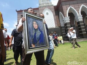 Pesan Pendiri Masjid Kubah Emas Dian Al Mahri untuk Anak dan Cucu