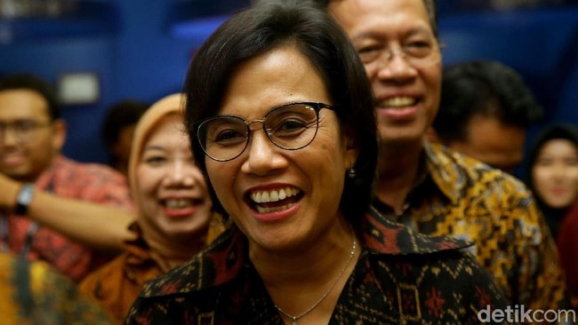 Panas Soal Utang di Balik Capaian Sri Mulyani Tiga Kali Jadi Menkeu Terbaik