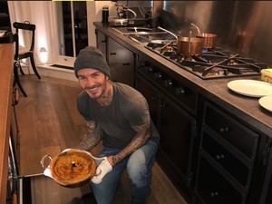 Ketika Lady Gaga hingga David Beckham Pamer Masakan Buatannya