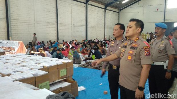KPU Kota Cirebon Temukan 8.000 Surat Suara Rusak