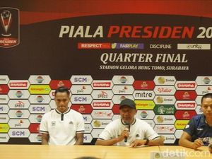 Dikalahkan Persebaya, Rahmad Darmawan Kecewa Penampilan Tim dan Puji Lawan