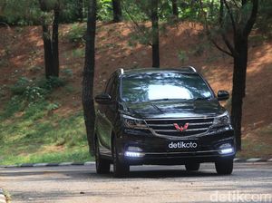 Seberapa Nyaman Mengendarai MPV China Wuling Cortez?