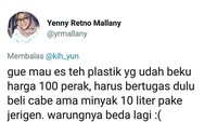 Anak kecil zaman dahulu kalau mau jajan pasti disuruh dulu. Kalau sudah beli cabe dan minyak tanah baru deh bisa jajan es teh plastik.  Foto: twitter