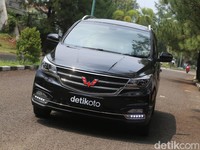 Seberapa Nyaman Mengendarai MPV China Wuling Cortez?