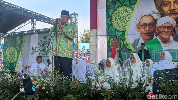 Warga Nahdlatul Ulama (NU) dihimbau untuk menjaga ketertiban dan keamanan Pemilu 2019. Ketua umum PBNU, KH Said Aqil Siradj mendoakan tokoh NU berhasil dalam Pemilu.