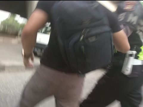 Polres Jakut Bantah Postingan Video 'Polisi Pukuli Warga Rekam Pungli'