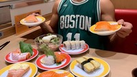 Meski berasal dari Korea, rupanya Nam juga penggemar makanan Jepang. Saat pergi ke restoran sushi, Nam memesan banyak sushi lengkap dengan salad sayur. Foto: Instagram @freshnam219