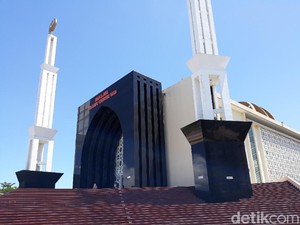 Imbas Corona, Universitas Ahmad Dahlan Yogya Tunda Wisuda