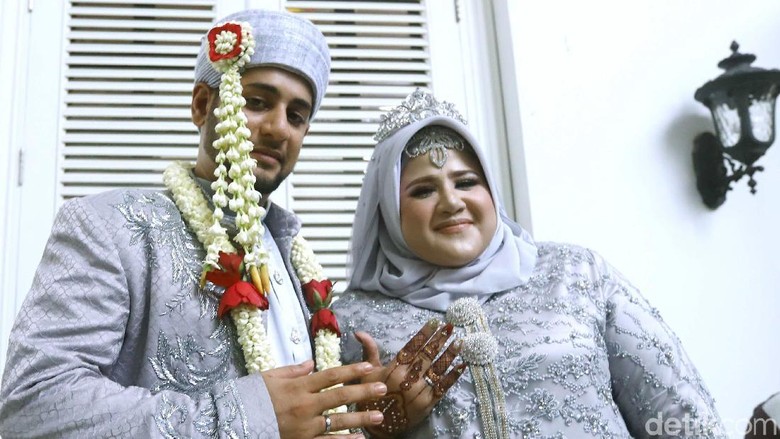 Tepis Nikah Dadakan karena Hamil Duluan, Dhawiya Ditantang Jedar Test Pack Tepis Nikah Dadakan karena Hamil Duluan, Dhawiya Ditantang Jedar Test Pack