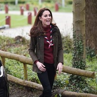The Scouts di Gilwell Park, London, Inggris, kedatangan tamu spesial. Kamis (28/3/2019), Kate Middleton menyambangi pusat perkemahan anak-anak pramuka di Inggris itu. (Foto: Getty Images)