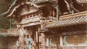Sebuah kuil di Jepang pada tahun 1875. Foto: Vintages