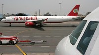 Perusahaan induk bir ini juga memasuki bisnis penerbangan dengan Kingfisher Airlines dan mulai penerbangan di India pada tahun 2005. Kerugian finansial yang besar dan terus menerus membuatnya hampir berhenti beberapa kali sebelum terpaksa mengakhiri operasi pada 2012 (CNN Travel)