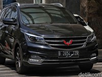 Seberapa Nyaman Mengendarai MPV China Wuling Cortez?