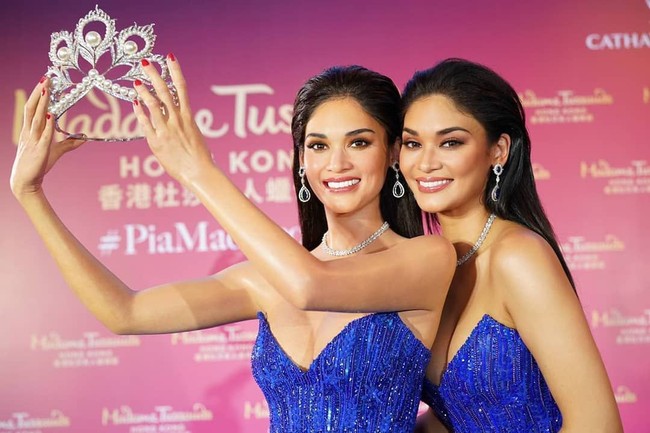 OMG so similar, love it, tulis mantan Miss Germany Natalie Ackerman yang berteman dengan Pia di media sosial. It looks exactly like you, tulis netizen lainnya. Foto: Dok. Madame Tussauds, Instagram @PiaWurtzbach