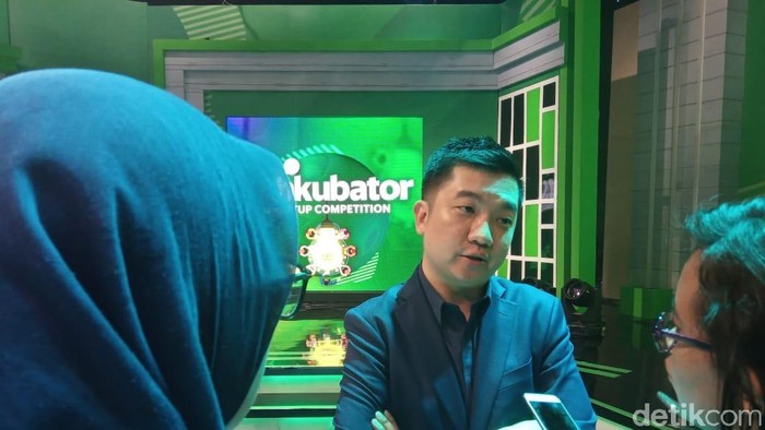 Co-founder dan CEO Tokopedia William Tanuwijaya. (Foto: Herdi Alif Al Hikam/detikcom) Co-founder dan CEO Tokopedia William Tanuwijaya. (Foto: Herdi Alif Al Hikam/detikcom)