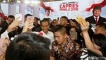 Usai Debat, Giliran Jokowi-Maruf jadi Sasaran Selfie