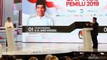 Wefie Prabowo-Jokowi Tutup Debat Keempat Pilpres 2019